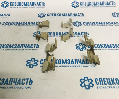 Пластина пружинная тормозных колодок на Мерседес Спринтер - 0001520SX Пластина пружинная тормозных колодок на Мерседес Спринтер - 0001520SX