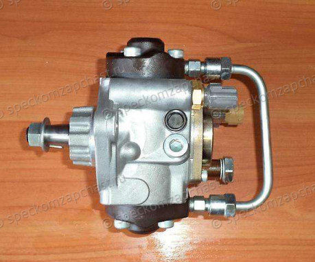 Насос топливный ТНВД D4DD на Hyundai HD - 3310045700
