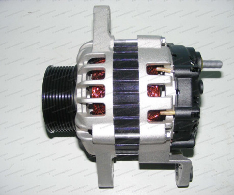 Генератор d4ga на Hyundai HD - 3730048100