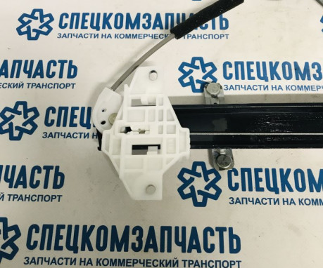 Стеклоподъемник стекла левой двери на Hyundai HD - 815035H012