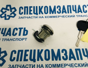 Личинка двери правой на Хендай Портер 1 - 8192043A00