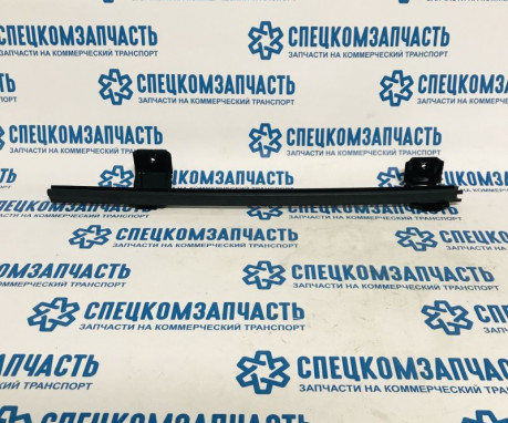 Направляющая стекла двери левой на Хендай Портер 1 - 8251043002