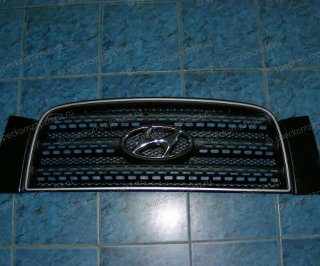 Решетка радиатора (10-) HD65/72/78 на Hyundai HD - 863105L002
