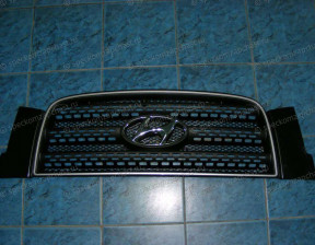 Решетка радиатора (10-) HD65/72/78 на Hyundai HD - 863105L002