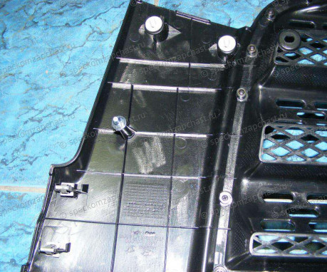 Решетка радиатора (10-) HD65/72/78 на Hyundai HD - 863105L002