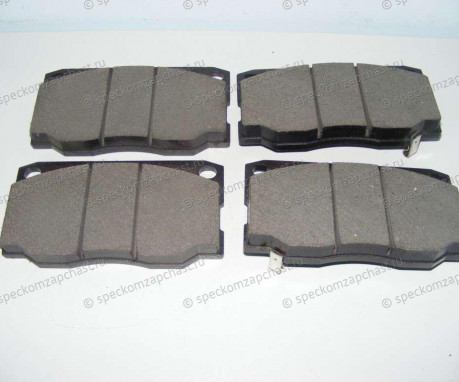 Колодки тормозные передние (диск) на Hyundai HD - 581015HA30