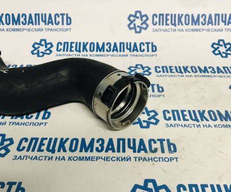Патрубок интеркулера левый Om651 на Мерседес Спринтер - TRK3184 Патрубок интеркулера левый Om651 на Мерседес Спринтер - TRK3184
